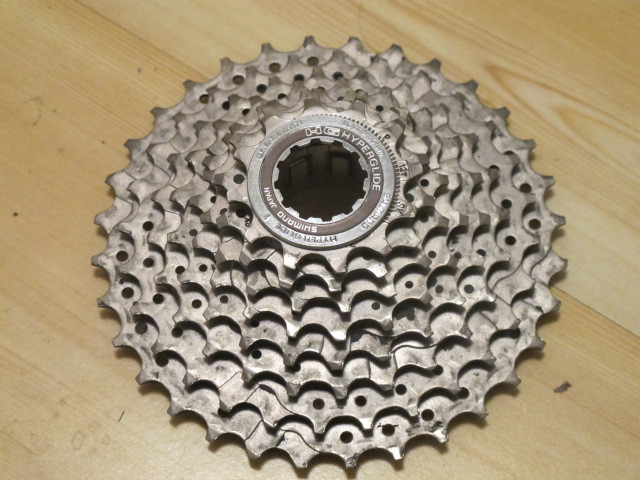 Shimano XT CS-m737 8-Speed Cassette
