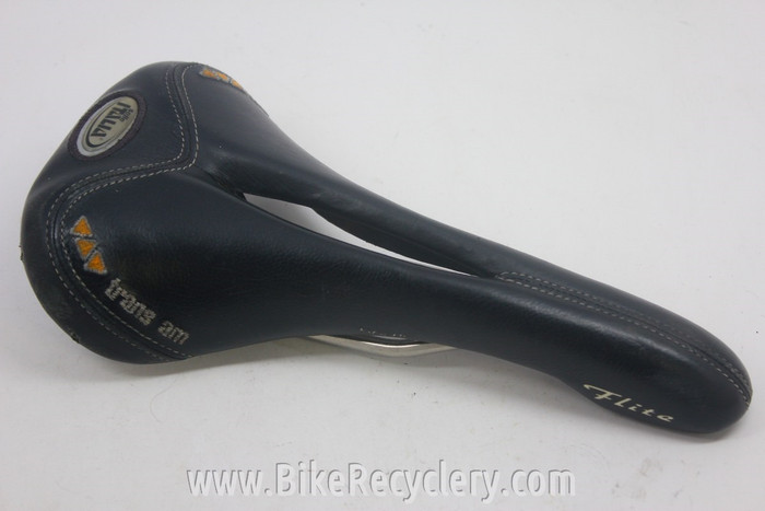 サドル　セライタリア　フライト　トランザム　trans am サドル セライタリア フライト トランザム trans am - メルカリ