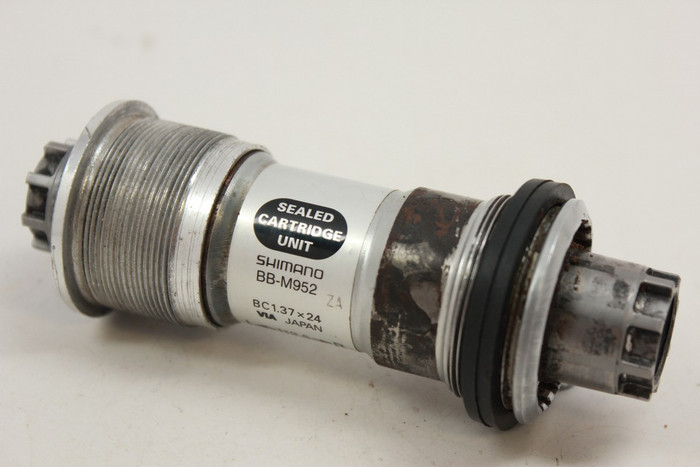 XTR BB-M952 Bottom Bracket: Octalink V1 112.5mm 2294 - Bike Recyclery