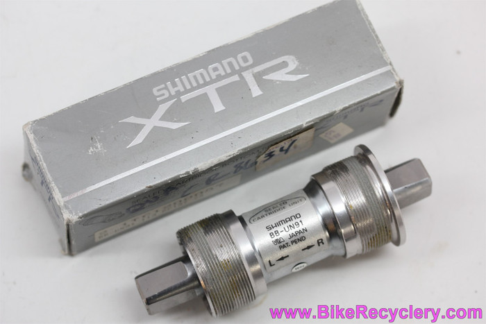 NIB/NOS Shimano XTR M900 BB-UN71 Square Taper Bottom Bracket