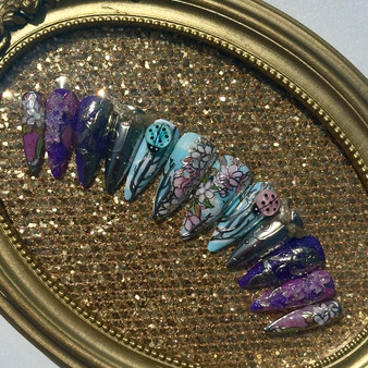 Star Twix Nails Anime Jojo's Bizarre Adventure Golden Wind Giorno Inspired Nail Set