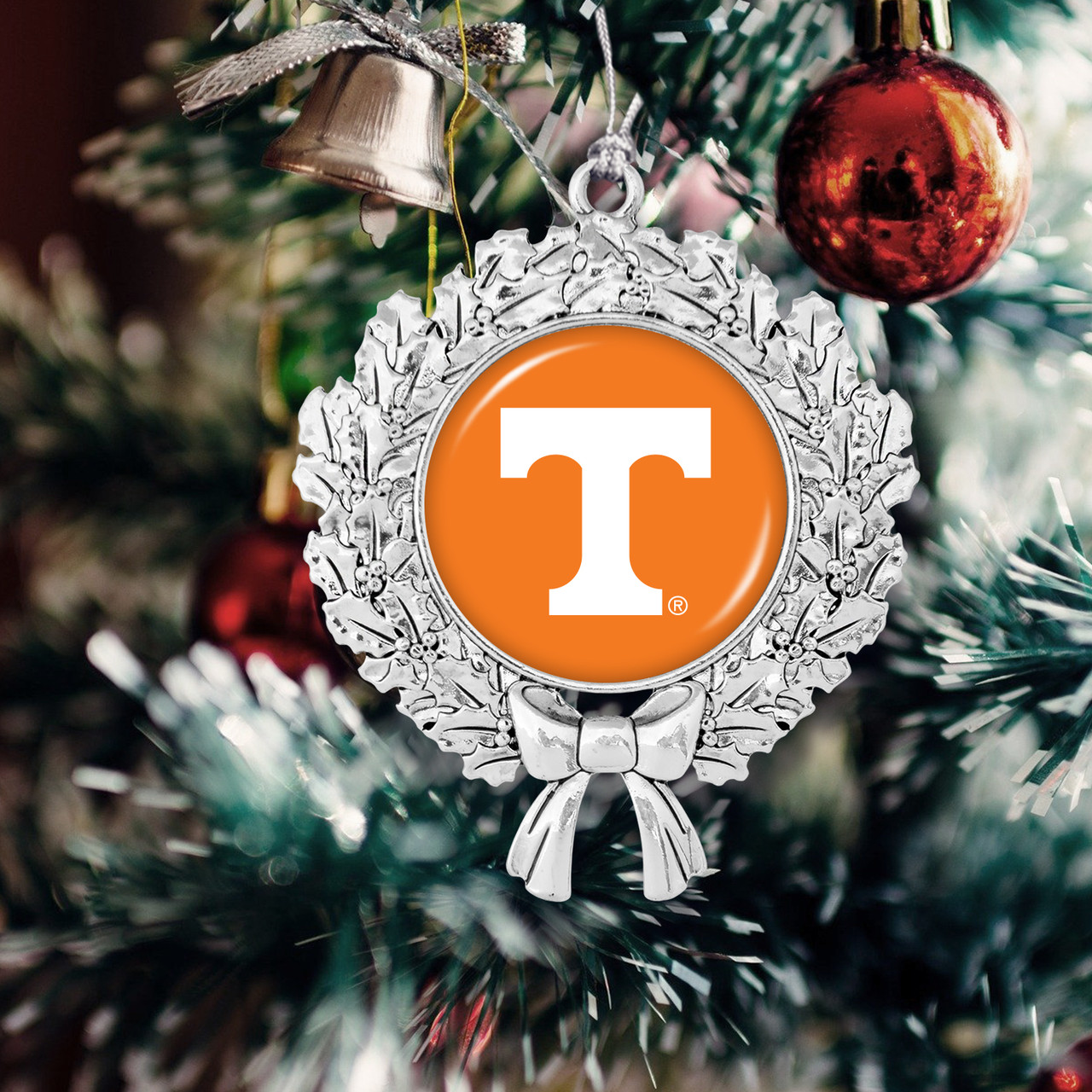 Tennessee Volunteers Christmas Ornament- Wreath with Team Logo
