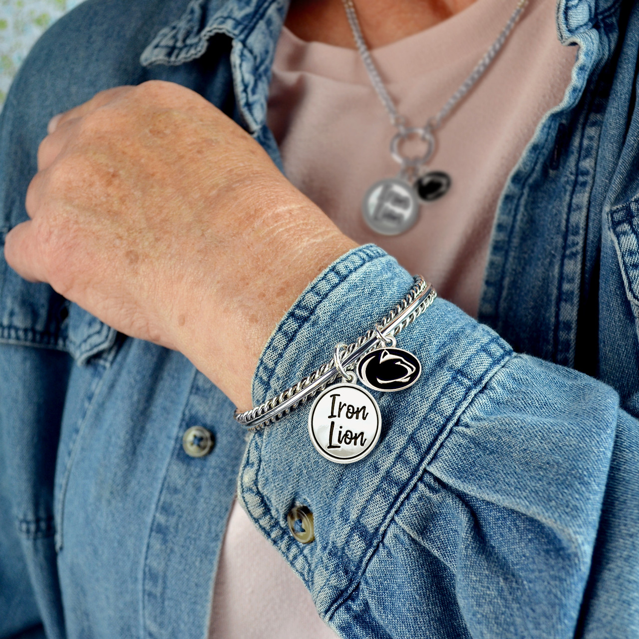 Penn State Nittany Lions Bracelet - Twist and Shout