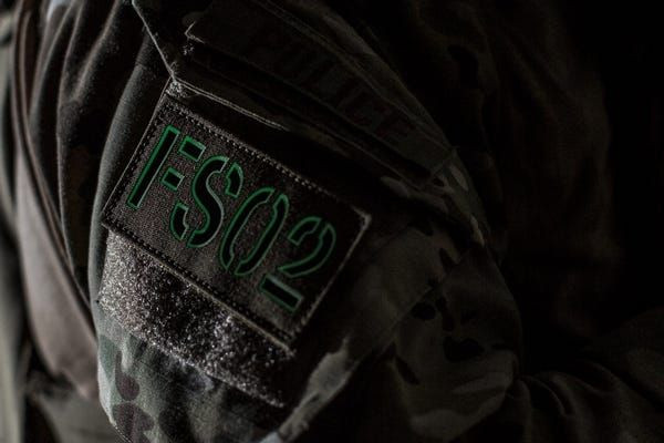 First Spear Alpha-Numeric IR+GLO Cell ID Tags