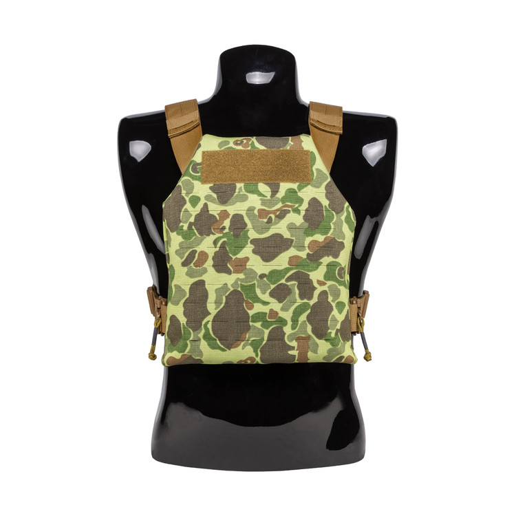 First On Plate Carrier Vest in Frogskin