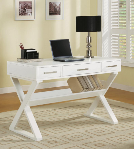 Casual Writing Desk in White