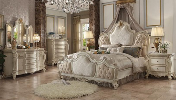 4pc Traditional Bedroom Set in Antique Pearl "Picardy"