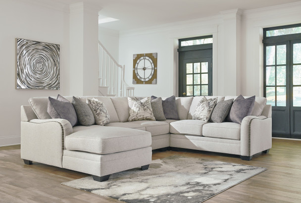 Casual Sectional in Chalk " Dellara"