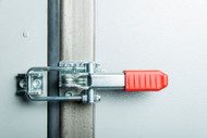 Single vs. Multi-Point Latches 