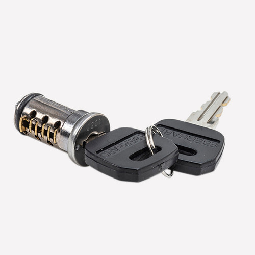 Strattec lock cyl. With key - Lock Cylinders
