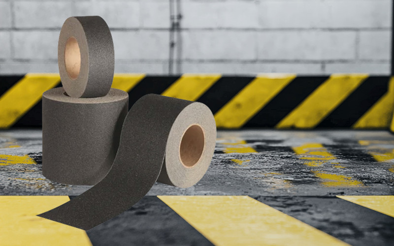 Anti-slip tape on wet ground