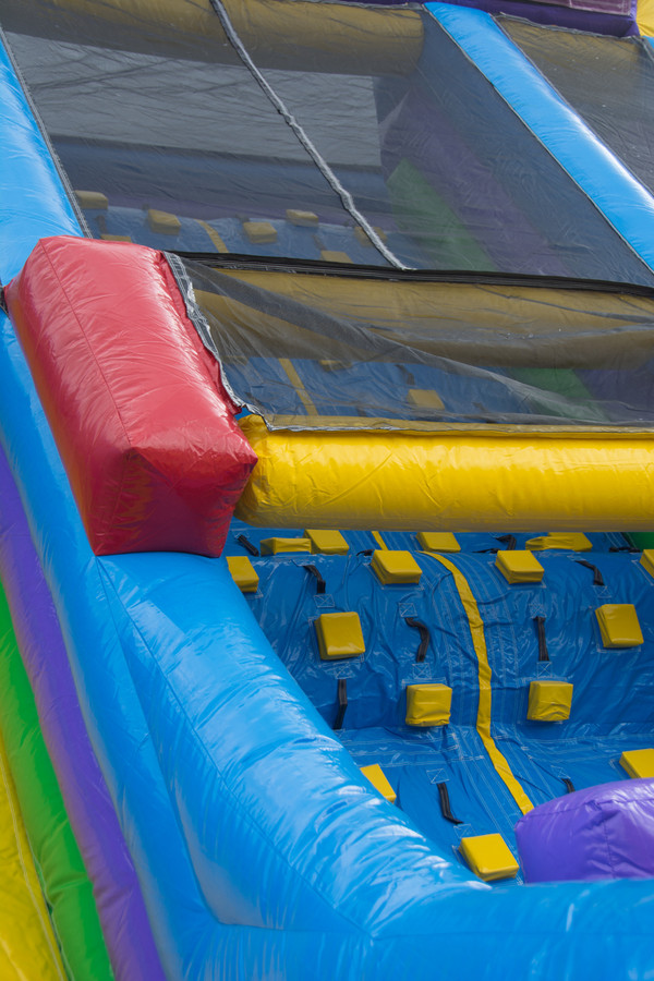 JUGGERNAUT 22' Vertical Rush Rock Climb