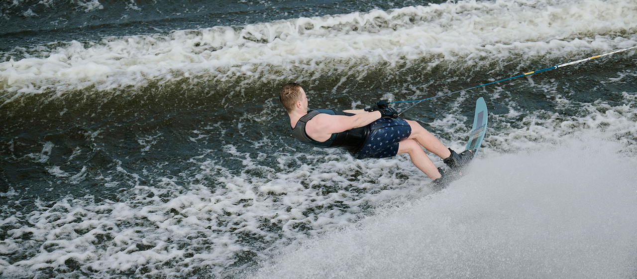 Radar Senate Graphite '26