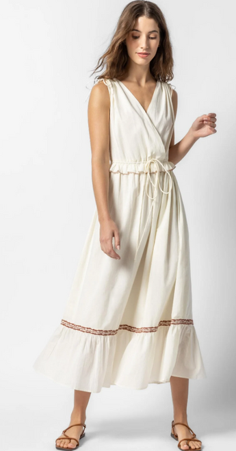 Gathered Waist V-Neck Dress in Ecru