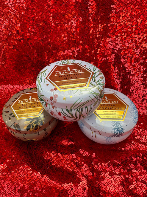 Mistletoe Holly 9 oz. Candle