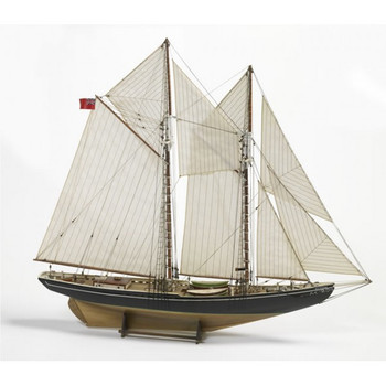 Billing Boats 1/65 BLUENOSE DOUBLE-MASTED FISHING SCHOONER - BIL576