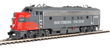 WalthersProto EMD FP7 - F7B LokSound 5 Sound and DCC -- Southern Pacific(TM) 6447, 8294 (gray, red, white) - 920-42528