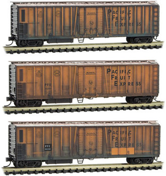Micro-Trains 51' Rib-Side Mechanical Reefer 3-Pack - Ready to Run -- Pacific Fruit Express 302201, 302091, 301331 (Weathered, orange, silver) - 489-99305580