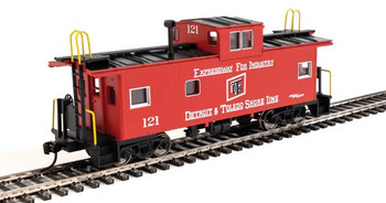 Walthers Mainline International Wide-Vision Caboose - Ready to Run -- Detroit & Toledo Shore Line #121 - 910-8766
