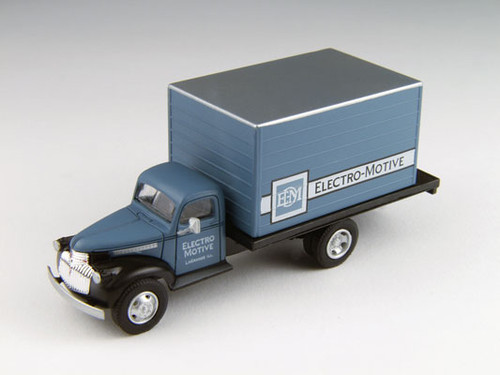 Classic Metal Works HO 1941-46 Chevy Box Truck, EMD - MWI30481