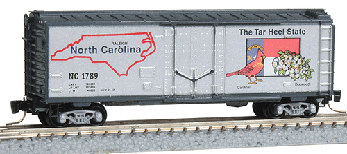 Micro-Trains 50-State Car Series - 40' Plug-Door Boxcar -- North Carolina #1789 (#42 in Series; silver, blue) - 489-50200542
