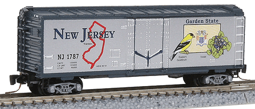 Micro-Trains 50-State Car Series - 40' Plug-Door Boxcar -- New Jersey #1787 (#46 in Series; silver, blue) - 489-50200546