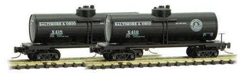 Micro-Trains 39' Single-Dome Tank Car - Ready to Run -- Baltimore & Ohio x418 (black, 13 Great States Logo) - 489-53000061