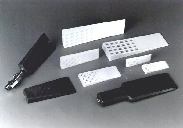 2-1/4"W x 6"L Rigid Plastic Mold Release Wedge