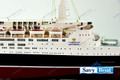 MS QUEEN ELIZABETH II (QE2 LIGHTED OCEAN LINER