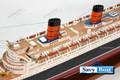 MS QUEEN ELIZABETH II (QE2 LIGHTED OCEAN LINER