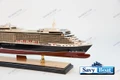 MS QUEEN VICTORIA  LIGHTED OCEN LINER