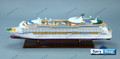 MS VOYAGER OF THE SEAS  CRUISE SHIP