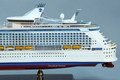 MS MARINER OF THE SEAS LIGHTED CRUISE SHIP