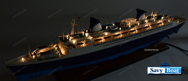 SS NORWAY, LIGHTED OCEAN LINER RH