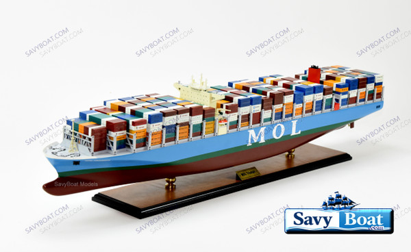 MAERSK MOL TRIUMPH CONTAINER SHIP