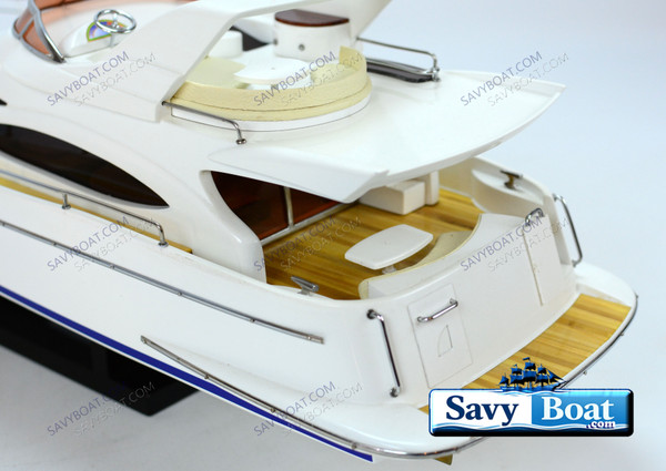 AZIMUT 68 MOTOR YACHT