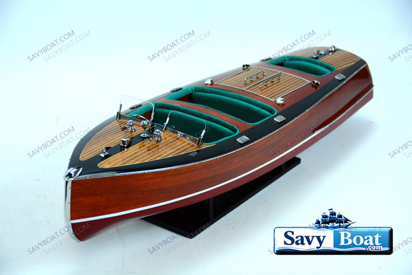 1940 CHRIS CRAFT TRIPLE COCKPIT SPEEDBOAT (GRN)