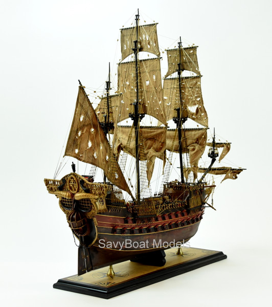 JOLLY ROGER PIRATE SHIP