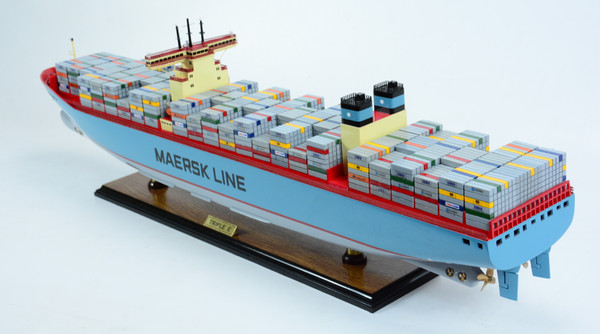 MAERSK TRIPLE E CLASS CONTAINER SHIP 28