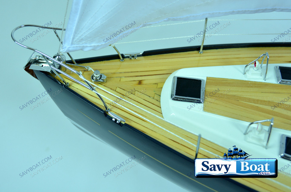 OYSTER 54 SAILING YACHT