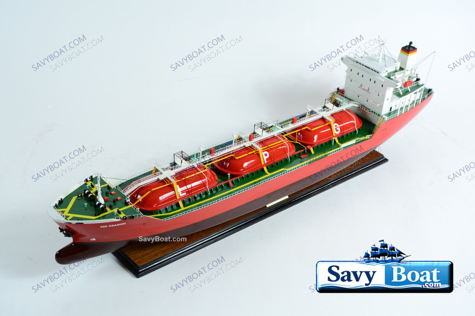 RED DRAGON GAS TANKER SHIP