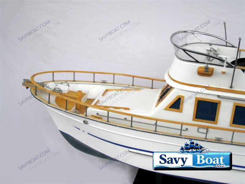 REINE ROO CUSTOM TRAWLER