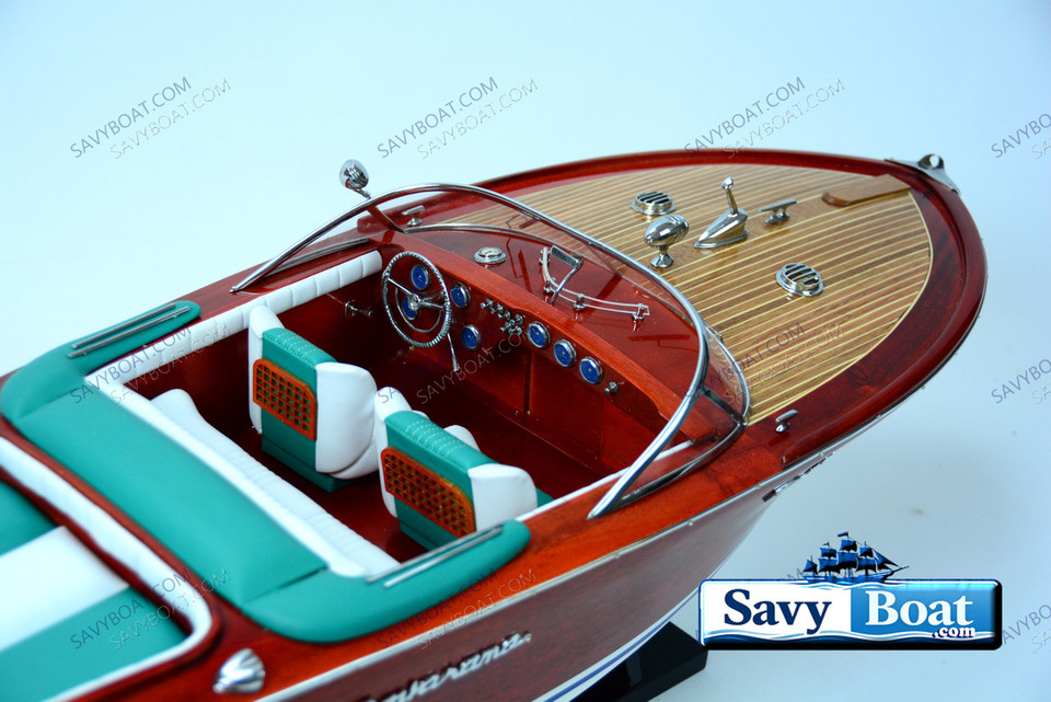 RIVA AQUARAMA LARGE 35" RC READY RUNABOUT (GN)