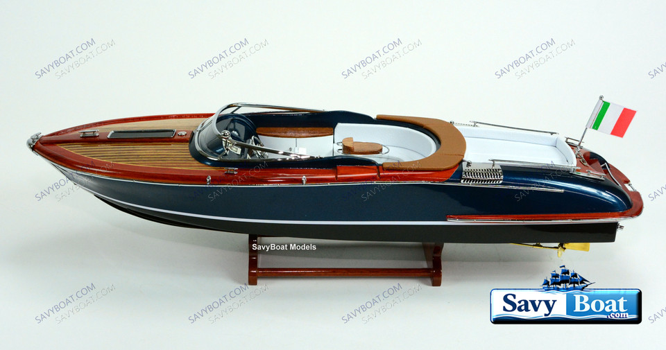 RIVA AQUARIVA 28" SPEEDBOAT SEEN IN GOLDEN EYE AND OCEAN TWELVE