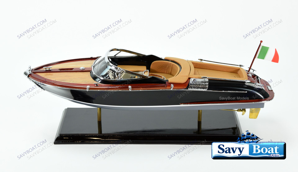 RIVA AQUARIVA 20" SPEEDBOAT SEEN IN GOLDEN EYE AND OCEAN TWELVE
