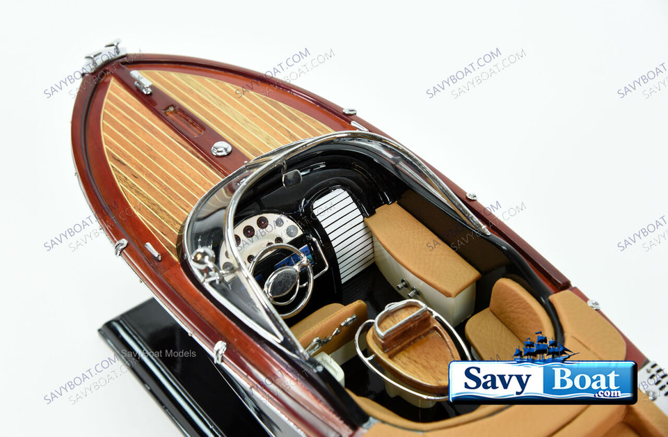 RIVA AQUARIVA 20" SPEEDBOAT SEEN IN GOLDEN EYE AND OCEAN TWELVE