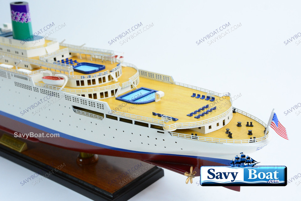 SS OCEANIC INDEPENDENCE PASSENGER LINER