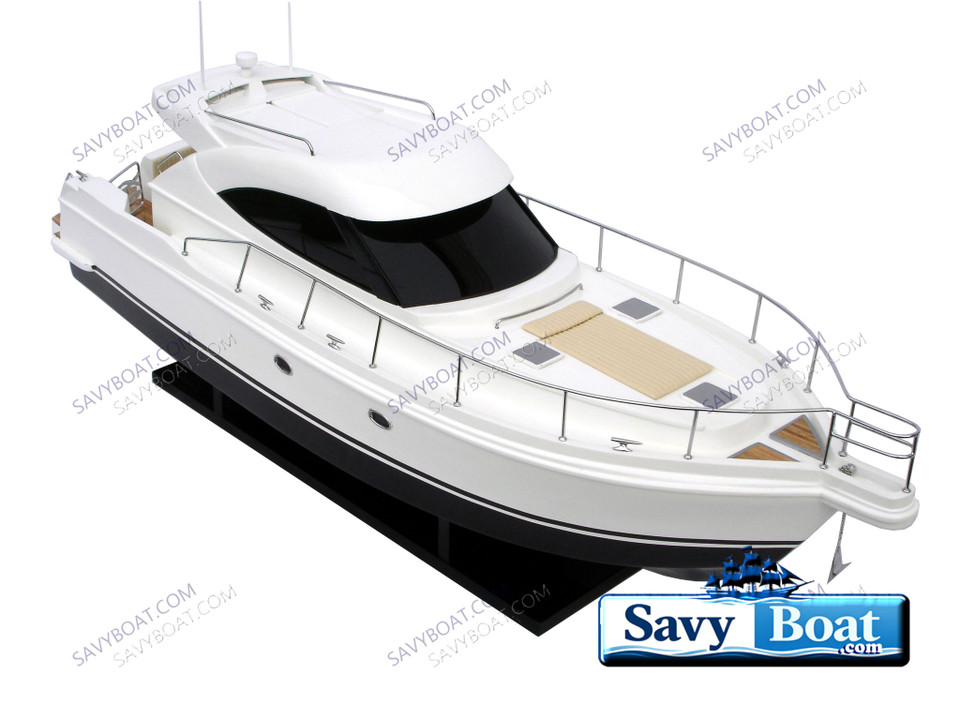 RIVIERA 4700 SPORT YACHT