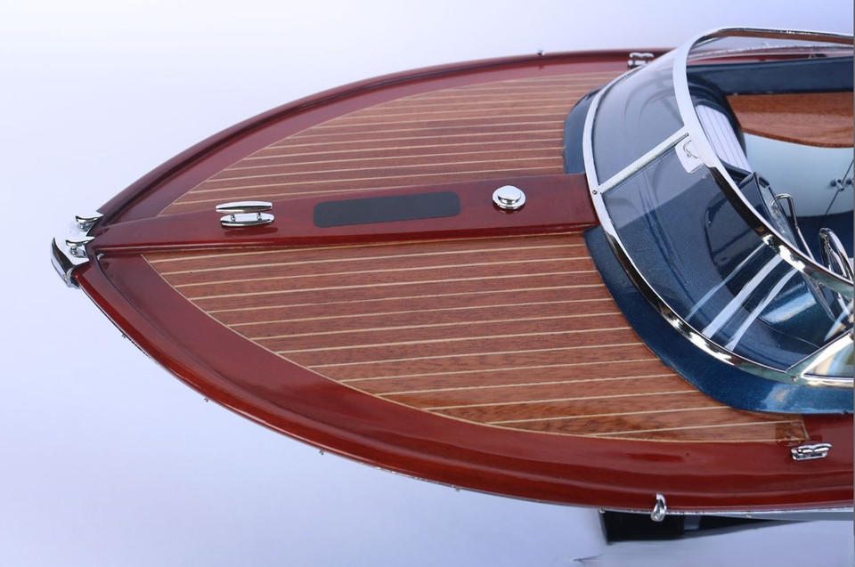 2010 RIVA AQUARIVA 28" GUCCI SPEEDBOAT BL