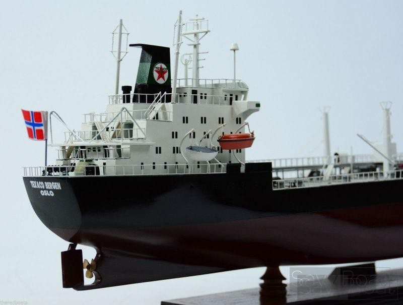 TEXACO BERGEN OIL TANKER